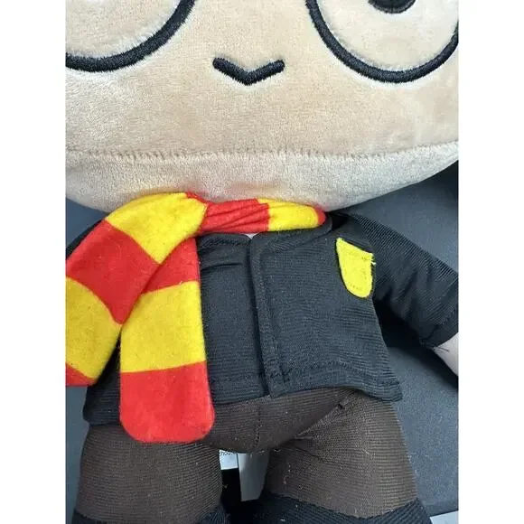 Wizarding World Harry Potter Plush Greeter Room with Wand 16.5 Inches Stands Up‎ - Picture 11 of 12